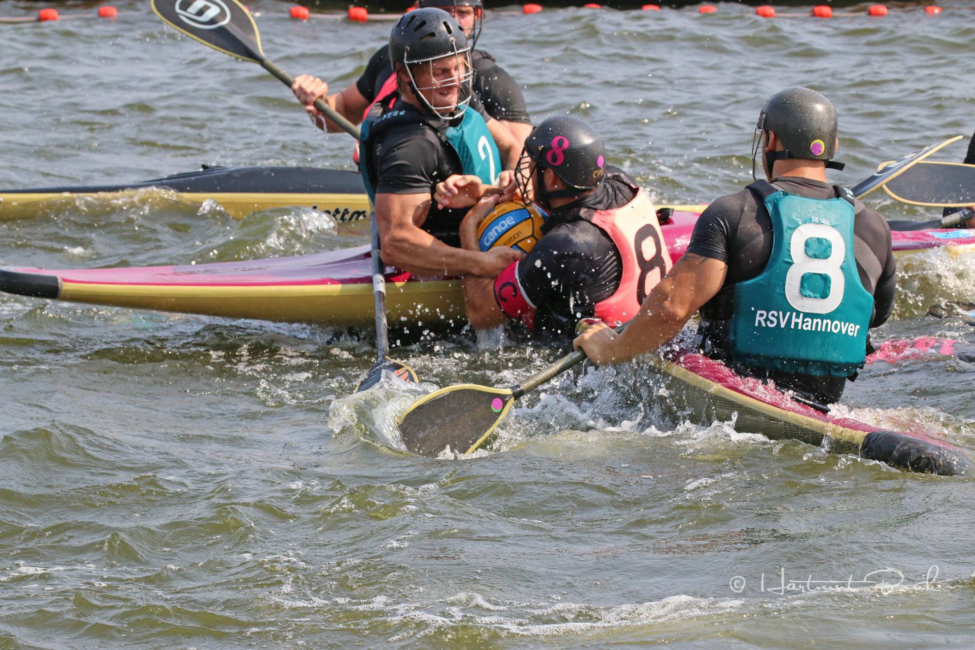 Liblarer Topspieler glänzen auf dem Wasser