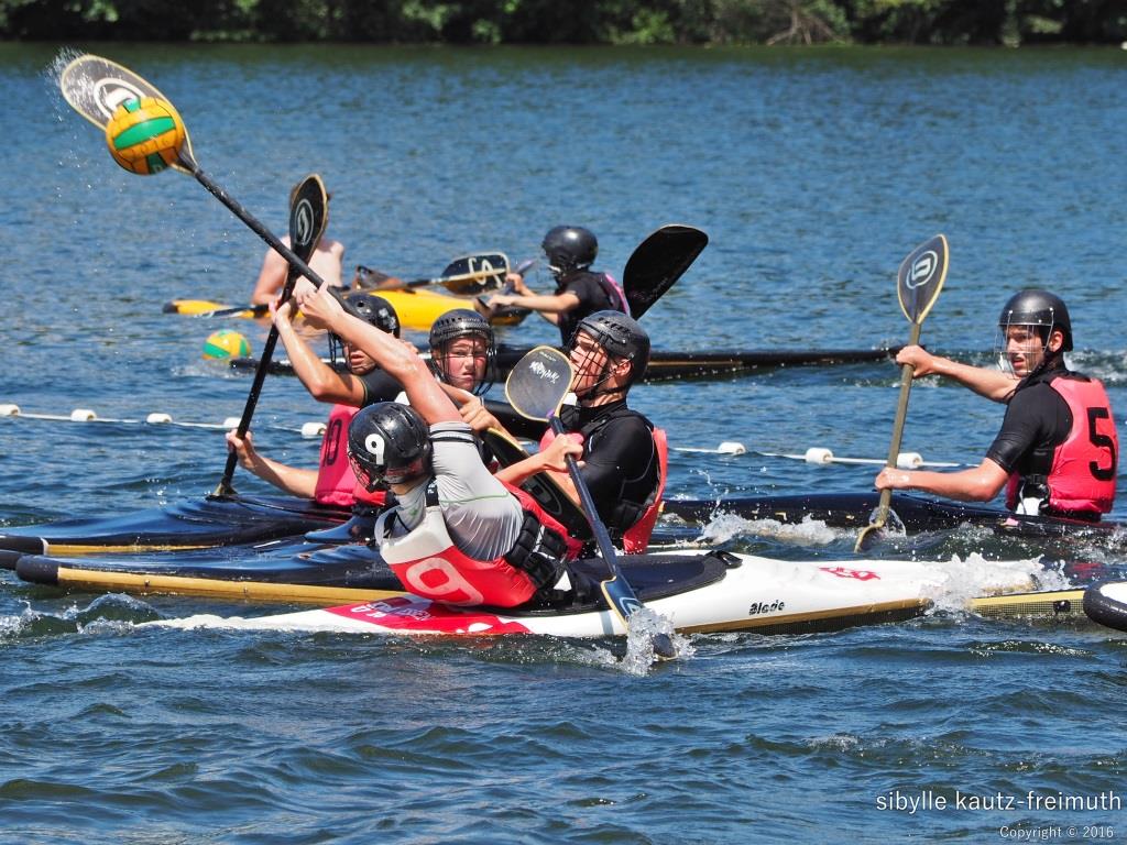Starker Kanupolo-Auftritt der Wassersportfreunde