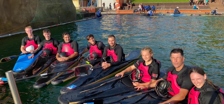 Gelungener Saisonabschluss beim Kanupoloturnier in Wetter Gelungener Saisonabschluss beim Kanupoloturnier in Wetter